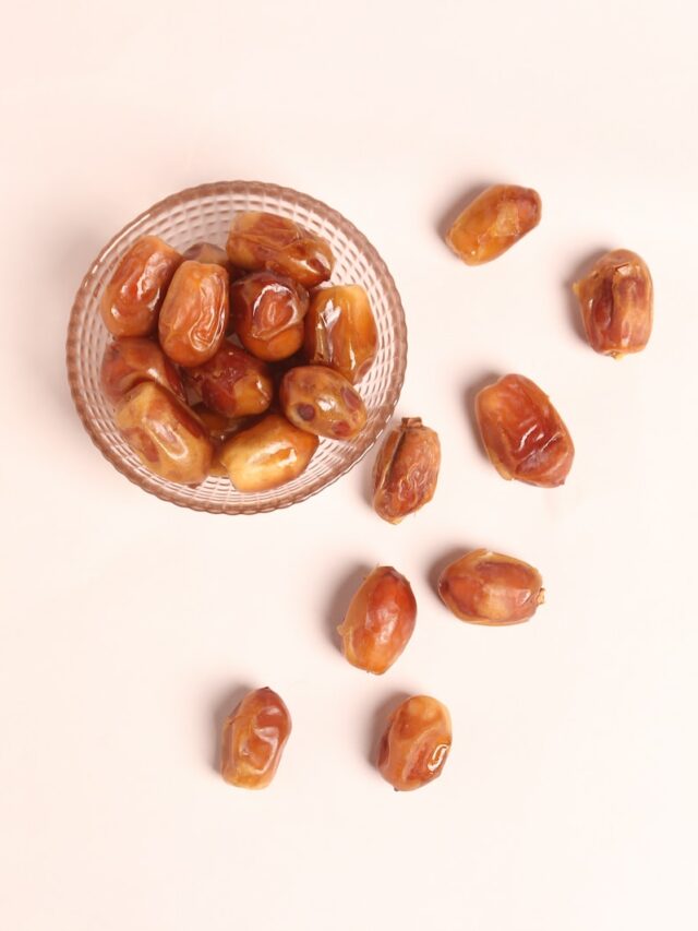 Sweet Rewards:  5 Health Benefits of Consuming Dates